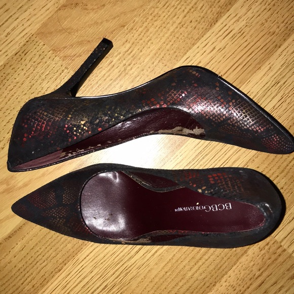 Size 8 Snakeskin Patterned Heels - Picture 1 of 5
